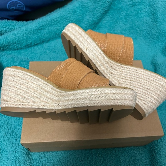 Espadrille Platform Wedge Sandals - Size 8 - Picture 8 of 16